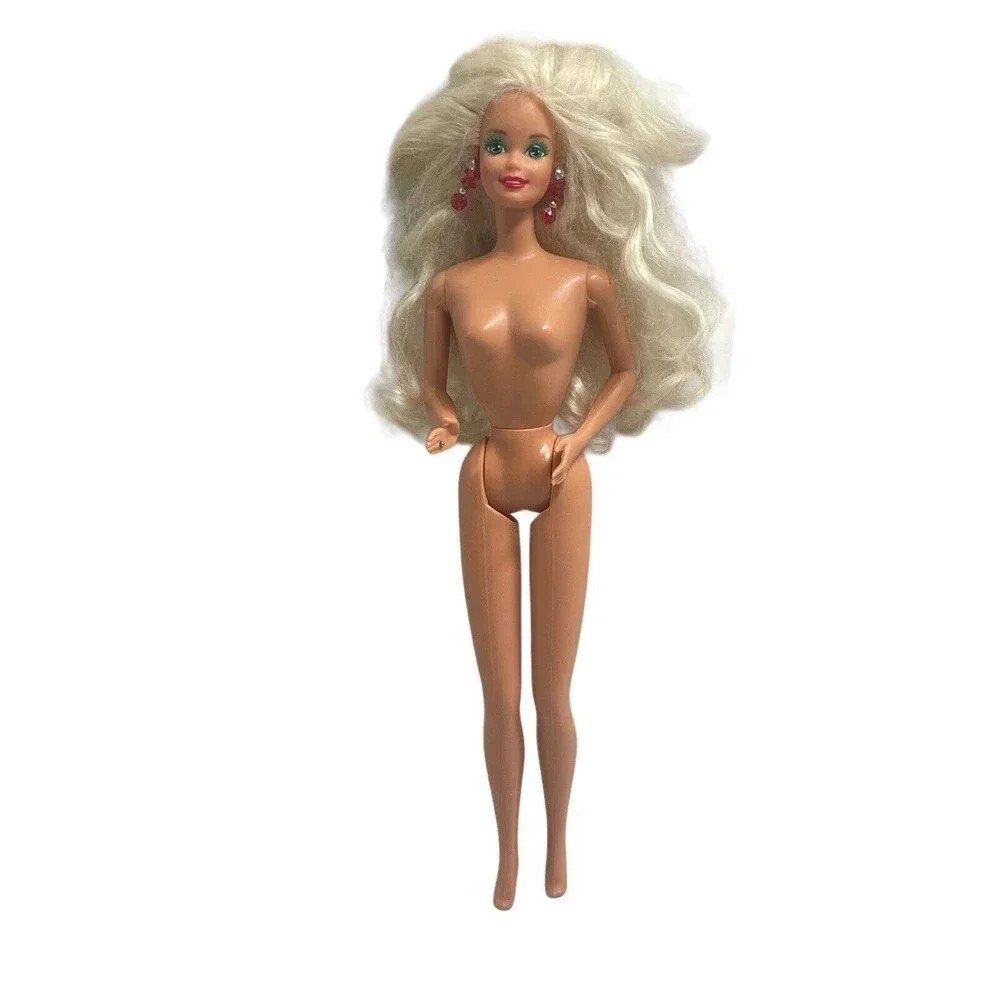 VINTAGE 1991 BARBIE HAPPY HOLIDAYS CHRISTMAS EDITION 11” MATTEL
